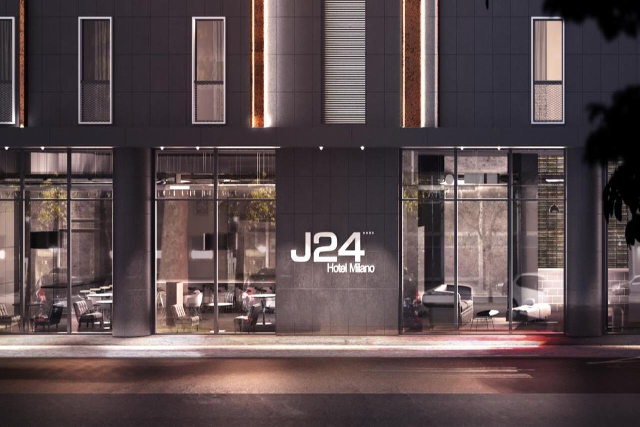 J24 Hotel Milano Esterno foto