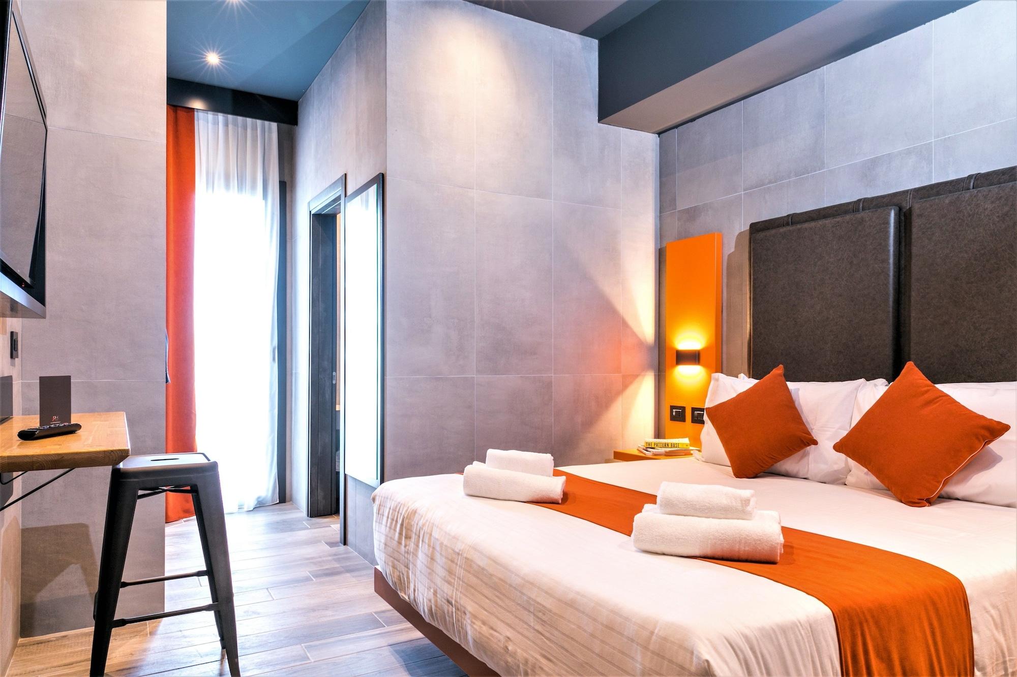 J24 Hotel Milano Esterno foto